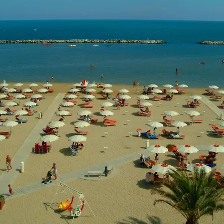 Locazione Turistica Carioca.2 * Rimini